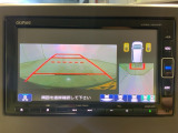 リアカメラ付で、後方をナビ画面で確認。車庫入れも安心です。もちろん、バックギアと連動しています。