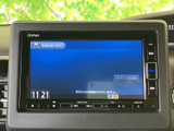 Bluetooth AUDIOの画面を表示しており、対応機器との接続状況を確認できます。音楽再生など、普段使いのオーディオを選ぶ際に役立つ画面で、メニューから切替操作も行えます。