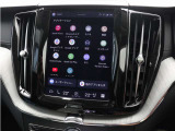 Google搭載のボルボなら、車内にいながら多彩なデジタルライフをお楽しみいただけます。Google Playから必要なアプリをダウンロードして、有意義な移動時間を楽しみましょう。
