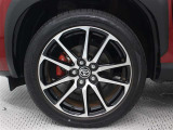 純正アルミホイールです。215/50R18