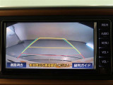 バックガイドモニターで、後方を確認しながら安心して駐車することができます。運転初心者も熟練者も必須の機能ですよ!