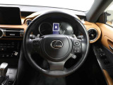各操作スイッチなどもハンドルから手を放すことなく操作可能で安全運転に支援いたします!