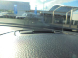 ヘッドアップディスプレイで目線をそらさず安全に運転に集中できます。