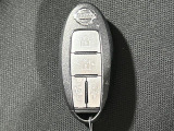【スマートキー(エンジンスタートストップスイッチ)スマートキー(電子キー)を待っていれば、スイッチを押すだけでエンジンをかけることができます!