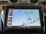 現在地周辺の道路や地名を画面で確認でき、目的地までの道順を把握する際に便利です。地図表示を活用して、慣れない場所へのお出かけもスムーズに計画できます。
