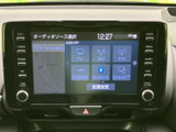 テレビやラジオ、Bluetoothなど、複数のオーディオソースを画面から選択できます。アイコンで項目が区分されているため、利用したい音源を見つけやすく、日常使いに便利です。