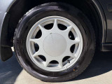 純正ホイール205/60R15♪ノーマルタイヤ装着車♪各種アルミホイールや、スタッドレスタイヤも取扱いしております。是非ご相談ください♪