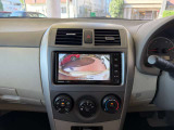 バックカメラ搭載で見えづらくても安心して駐車できます。
