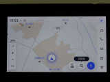 ディスプレイオーディオを装備。スマホとクルマをつなぐことで、これまでのナビに加えて、いろんなサービスが楽しめます