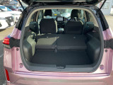 リヤーシートを倒すとさらに荷台のスペースが広くなり大きな荷物もらくらくです。