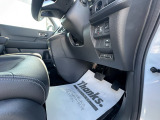 運転席足元の状態もご確認下さい。