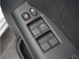◆パワーウィンドウスイッチ◆運転席から全席の窓の開閉操作を行うことが出来いつでも換気ができます!