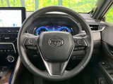 【純正革巻きステアリング】上質な革を使用することで、手にしっかり馴染みとても運転しやすいハンドルです♪