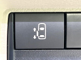 【パワースライドドア】スマートキーや運転席のスイッチでスライドドアの開閉が可能♪電動だから力を入れてドアを開ける必要が無く、小さいお子様でも、重い荷物を持っている時もラクに開け閉めできます♪