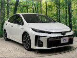 高透明度のガラス皮膜で撥水はもちろん、上質なツヤ・光沢を実現。紫外線や酸性雨から大切な愛車を保護し、色あせ・劣化を防止。「弾スプラッシュコート」、「弾プリミッサコート」からお選びいただけます。