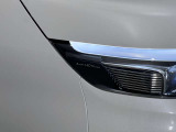 遠くまで明るく照らしてくれるLEDヘッドライトです