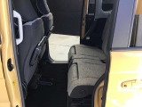 2列目シートもリラックスしていただける空間になってます。