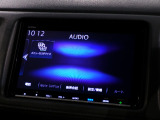 CD、DVD、Bluetooth、AM、FM、AUX、スマートフォン接続ができます。