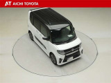 両側パワースライドドア付きだから、狭い駐車スペースなどでの乗り降りラクラク♪小さなお子さまのいるご家庭には嬉しい装備です。