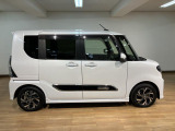 ご納車までに、弊社サービススタッフによる車検整備を行い、バッテリー、エンジンオイル、オイルエレメント、ワイパーゴムを交換し、ブレーキを分解、摩耗等を確認、必要であれば交換、安心してお乗りいただけます!