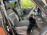 運転席シート廻りは使用感も少なく、良好な状態となっています。丁寧に使われていたことがよくわかりますね。