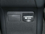 非常時やキャンプなどに役立つAC100Vコンセント付きです。