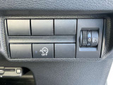 運転席まわりの画像です。
