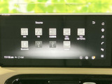 ラジオやBluetooth、USB、HDMIなどの入力先が一覧で表示され、使いたい音源を選びやすい画面です。複数の接続方法に対応した構成で、普段お使いの機器に合わせて音楽を楽しめます。