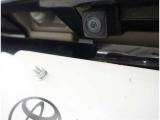 バックカメラが付いているので後方確認が非常にしやすいです。今や運転初心者も熟練者も必須装備!ついていて損はないですね♪