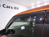 ★ドアバイザー★雨天時に窓を開けても濡れにくく車内に雨が入り込むのを防ぎながら換気ができます(^^♪