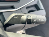 【オートライト(AUTO)】外の明るさをシステムが感知して、自動でヘッドライトが点灯します!ヘッドライトをつけ忘れを防ぐ便利機能です。