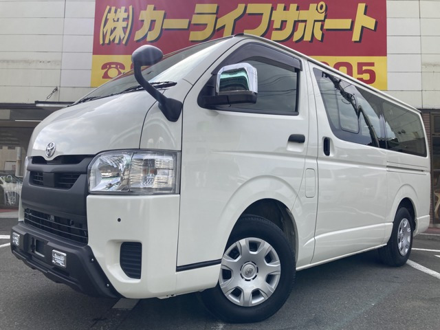 トヨタ ハイエースバン 