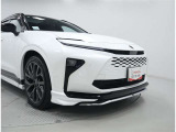 ドレスアップに効果があるモデリスタ製エアロパーツ装着車です。COOL!ですね♪