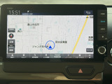 純正大型インターナビ付いてます!フルセグTV、ミュージックプレイヤーとの接続もできますよ♪