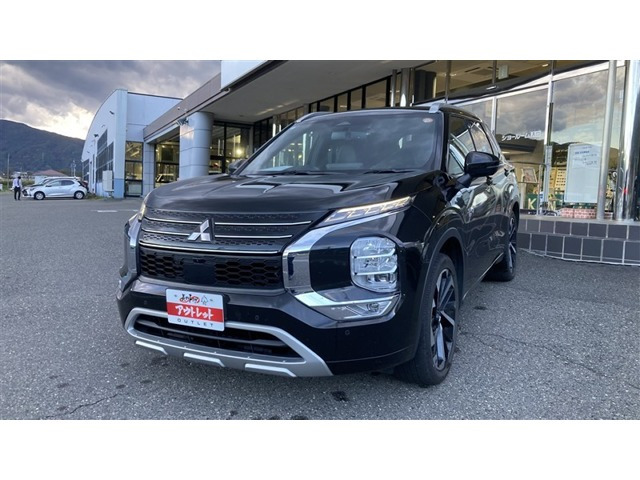 アウトランダー PHEV 2.4 P 4WD