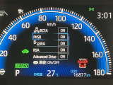 パーキングサポートブレーキ付きで駐車時の接触リスクを軽減してくれます。