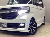 【LEDヘッドライト】悪天候や夜間走行時も良好な視界を確保し安心して運転できる高輝度LEDヘッドライトを装備!点灯速度が早く、消費電力も抑えられています!!