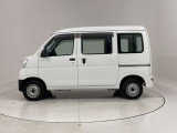 当社の車両本体価格には、納車前の車検整備費用も含まれています。別途で支払う場合、点検費用も安くありません。やっぱりU-Carは総額でも比べる必要がありますね。