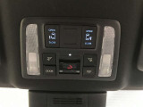 両側パワースライドドア付きだから、狭い駐車スペースなどでの 乗り降りラクラク!小さなお子さまのいるご家庭には嬉しい装備。