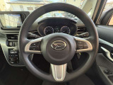 ★ハンドルまわりもスッキリしていて運転もしやすいですよ★
