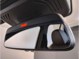 ☆BMWのルームミラーには自動防眩機能が備わっております。後続車のヘッドライトの明るさで幻惑されるのを防止☆