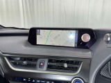 ナビゲーション付です。 ナビがあると便利、ラクラク何処でもいけます。 ナビが有るのと無いのとでは大きな違いですね。