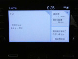 9インチ、ディスプレイオーディオ装着。スマホと通信ができてナビや好きな音楽を楽しめます。