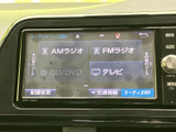 AM・FMラジオやテレビなど、オーディオのソースを画面上で選択できます。項目が見やすく整理されており、聴きたい音源への切り替えや交通情報の確認も、画面を見ながら行えます。