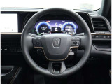 各操作スイッチなどもハンドルから手を放すことなく操作可能で安全運転に支援いたします!