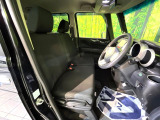 運転席シート廻りは使用感も少なく、良好な状態となっています。丁寧に使われていたことがよくわかりますね。