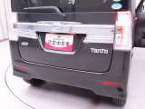 当店は、ダイハツディーラーである愛知ダイハツ直営の中古車販売店です。このお車のように試乗車やサービスカー等で使用していた程度の良いお車を多数そろえました。是非、一度見に来て下さい。