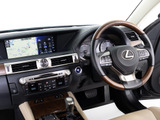 ★使いやすさや安全性を追求したステアリング周り!高級車ゆえにスイッチ類が多いのも特徴ですね!考え尽くされた配置ですぐに使いこなす事が出来ますのでご安心下さい!是非、体感してみて下さい!!