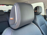 ♪ 運転席と助手席にはBOSEサウンドシステムのヘッドレスト付き! 臨場感が違います ♪