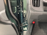 豊富に在庫を取り揃えています。 軽自動車からミニバン、セダン、SUV、話題のハイブリッド車などなど続々入荷中です!